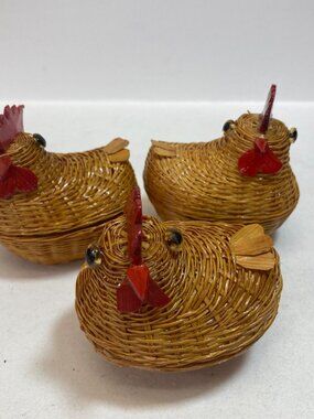 Handwoven Wicker Chicken Figurines Set of 3 Red Comb & Beak Sealed Baskets VTG